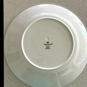 Wedgwood England 1739 Nature Bone China (5) dinner plates size 10 3/4